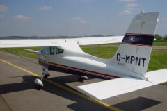 Unkomplizierte Pilotenschule Schweinfurt Fliegen l