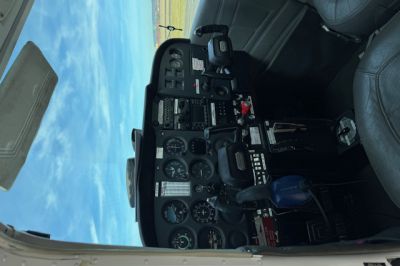 Günstige Fliegerausbildung und Flugzeugcharter in 